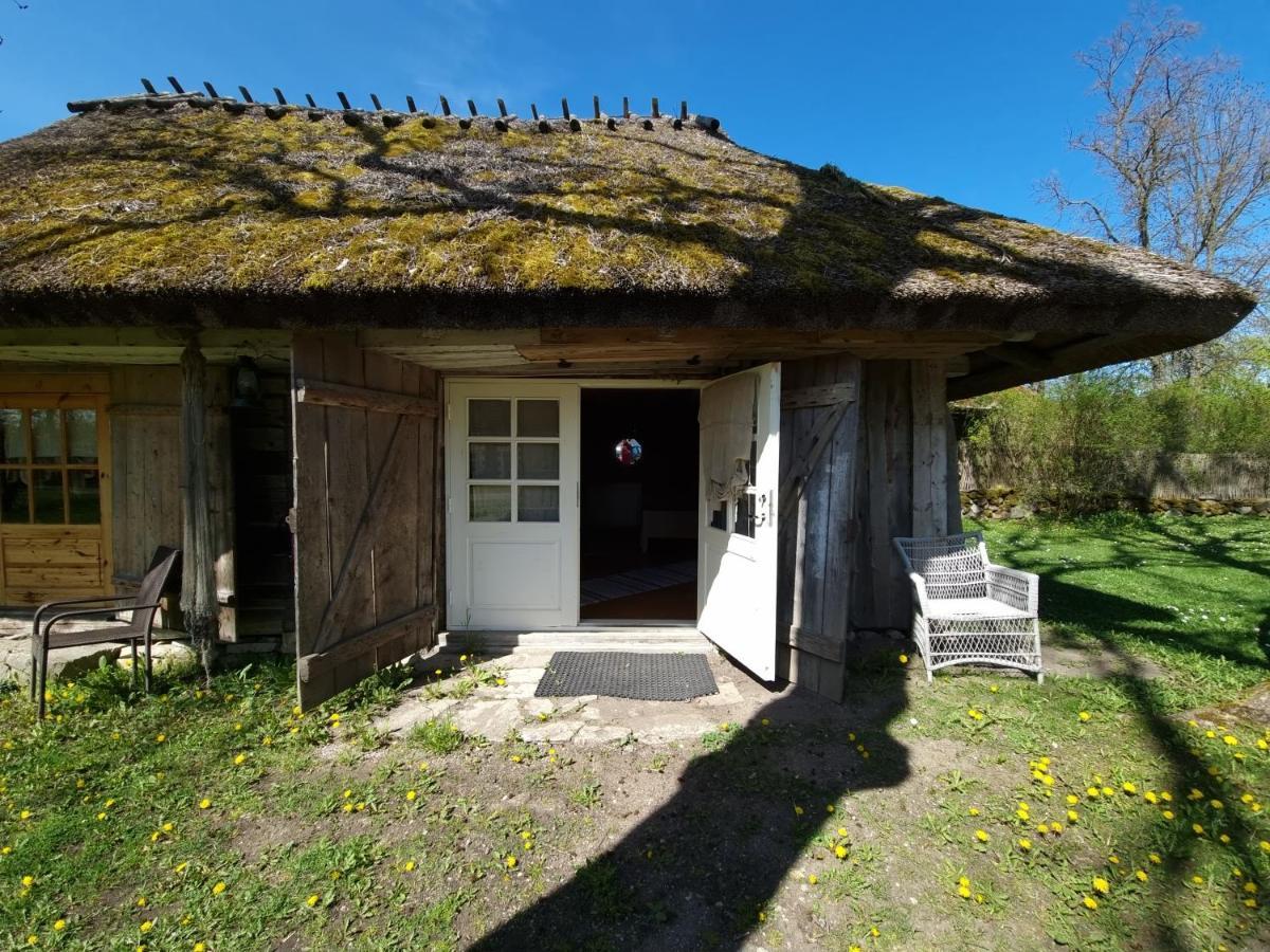 Vanatoa Taluhotell Koguva Exterior foto